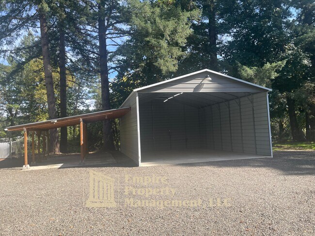 Building Photo - 93127 Marcola Rd