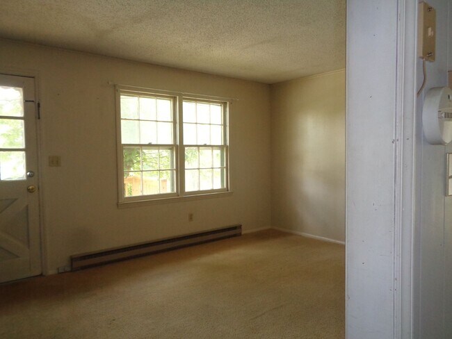 Building Photo - 462 Bub Teems Rd