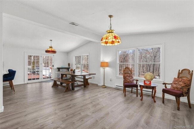 Building Photo - 10 Vernon Dr