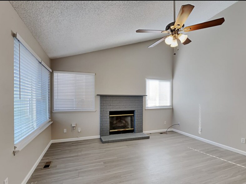 Building Photo - 4109 S Lewiston Cir