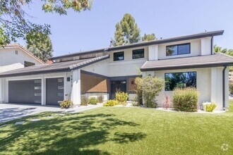 Building Photo - Hidden Jewel in Westlake Village