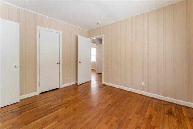 Building Photo - 1387 Church St