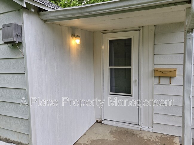 Building Photo - 8615 Ardelia Ave