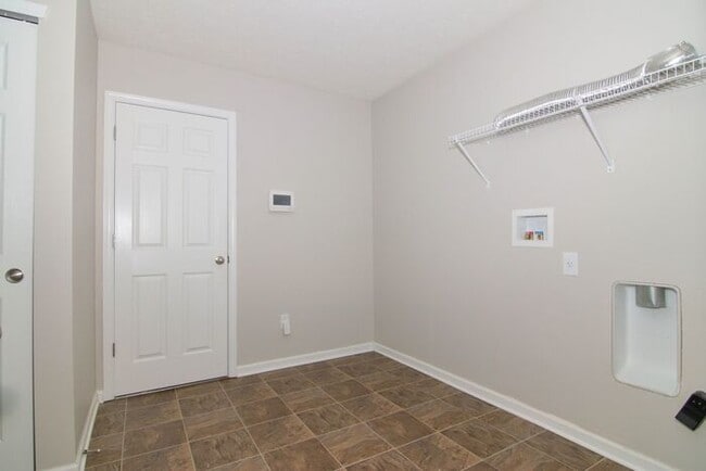 Building Photo - Cozy Updated Ranch