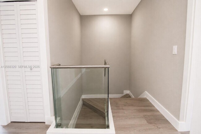 Building Photo - 16354 SW 48th Terrace