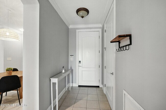 Building Photo - 4300 S Beach Pkwy
