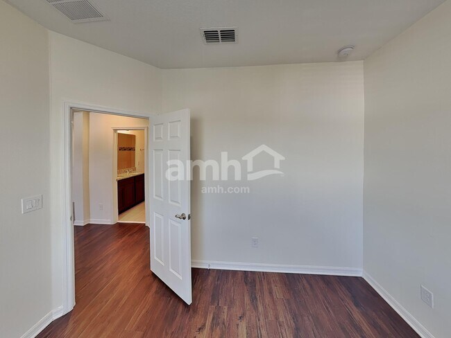 Building Photo - 5405 Manchester Dr