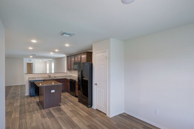Building Photo - 3-Bedroom Home with Flexible Office Space