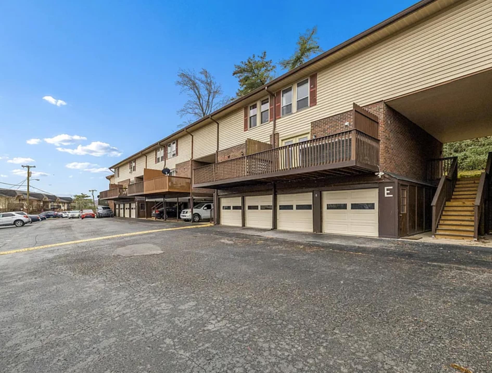 Building Photo - 500 Paragon Mills Rd