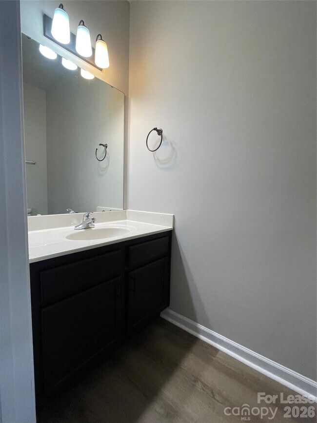 Building Photo - 3129 Nevin Pl Dr