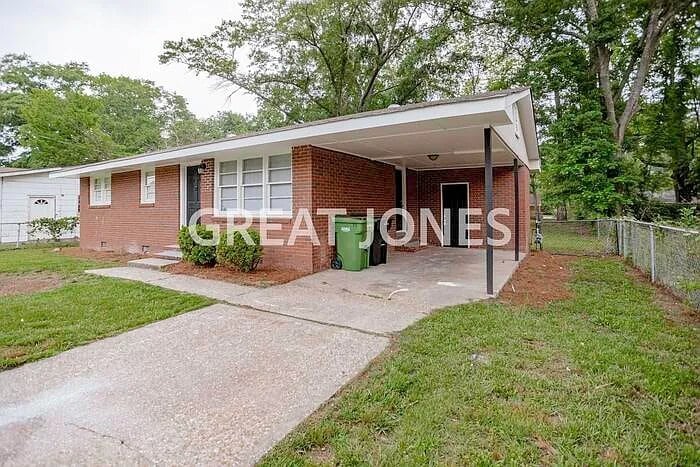 Building Photo - 1627 Celia Dr