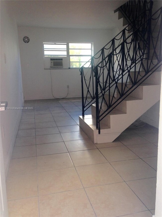 Building Photo - 421 NE 68th St