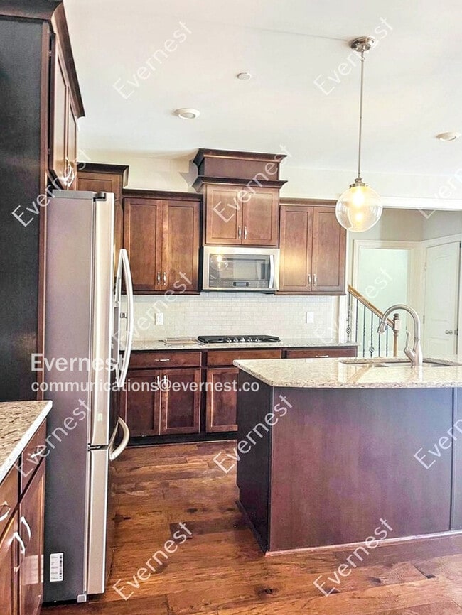 Building Photo - 2141 Sugar Mill Dr