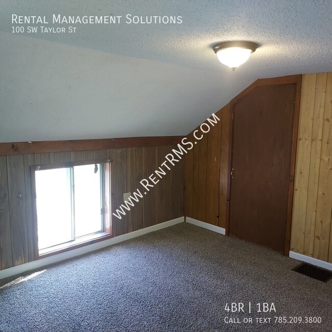 Building Photo - 100 SW Taylor St