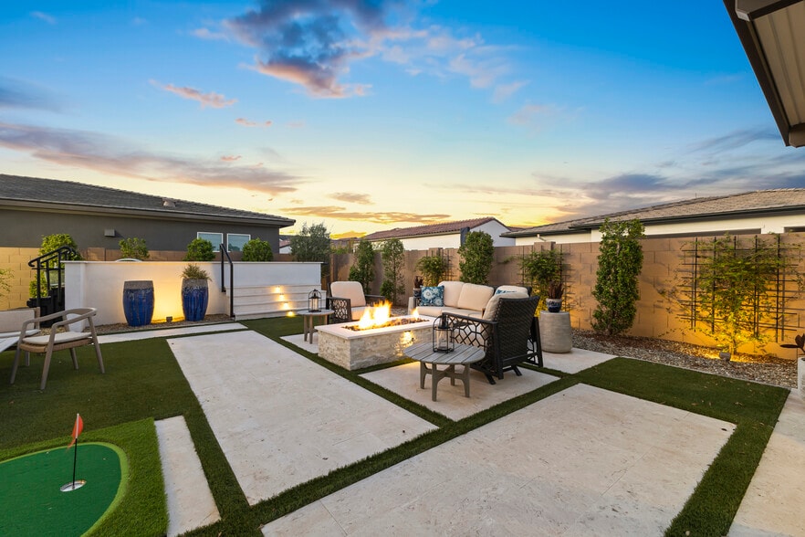 Building Photo - 10921 N Blakely St