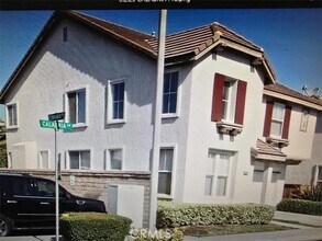 Building Photo - 42165 Calabria Dr