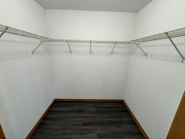 Building Photo - 2209 Sunrise Cir