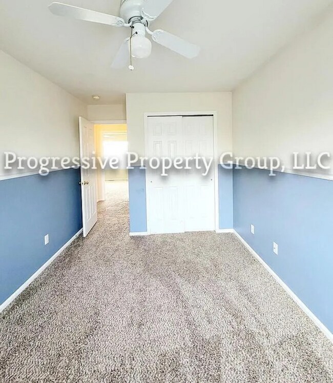 Building Photo - Beautiful 4-Bedroom Gem in the Heart of Br...