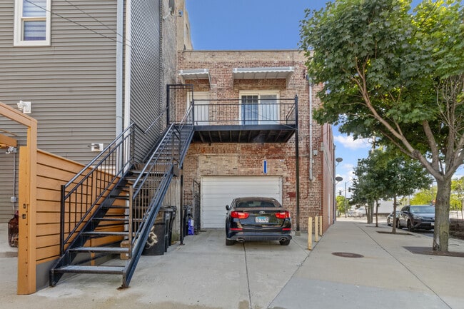 Building Photo - 2514 S Blue Island Ave