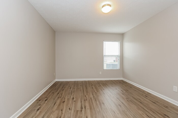 Building Photo - 429 Creek Oak Dr