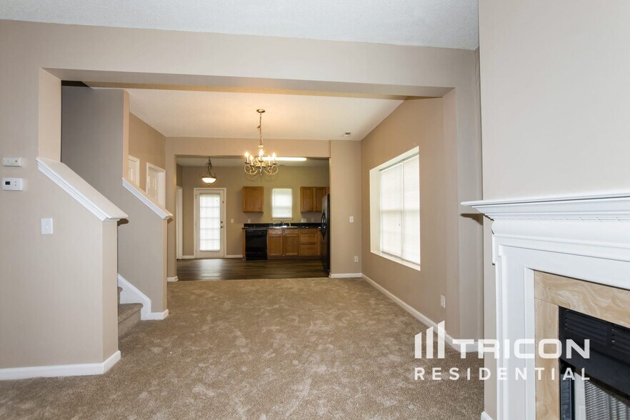 Building Photo - 6135 Sid Crane Dr