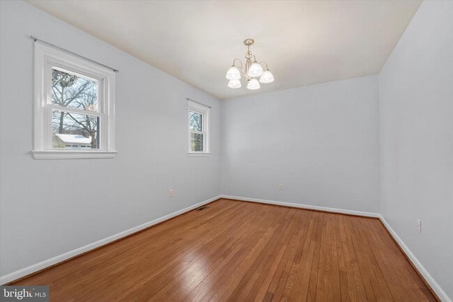 Building Photo - 9012 Vernon View Dr