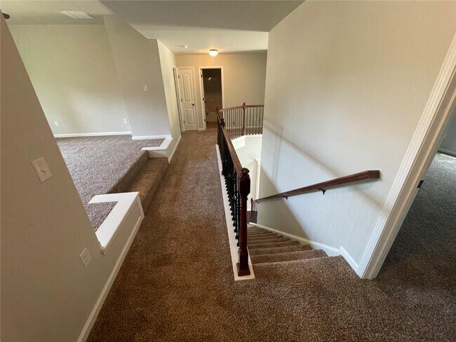 Building Photo - 4810 Haysboro Way