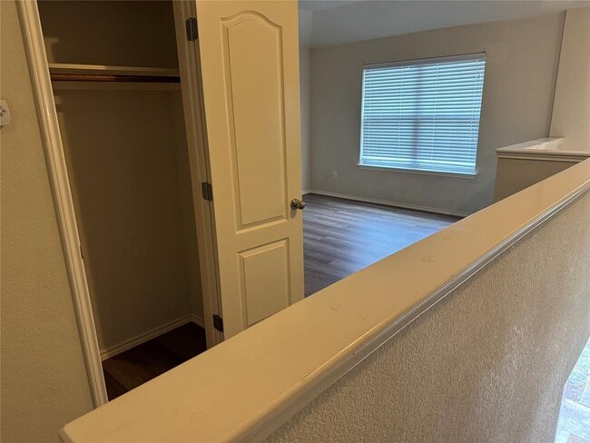 Building Photo - 2053 Rachel Ln