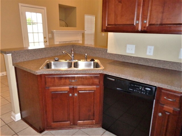 Building Photo - 1017 Stonehollow Way
