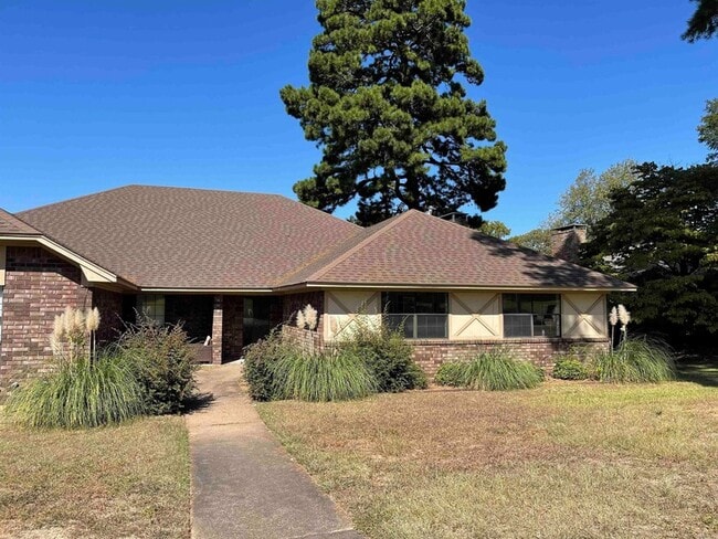 Building Photo - 3514 Skyline Blvd