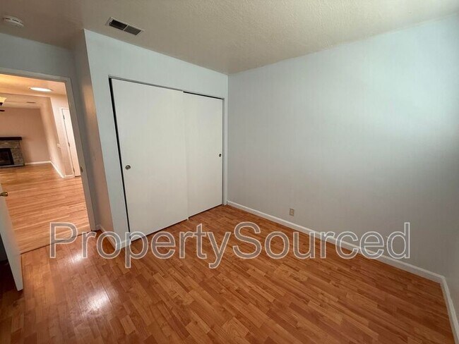 Building Photo - 3827 Muir Pl Ct