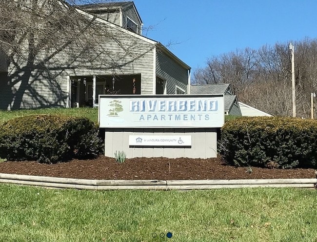 Primary Photo - Riverbend Apartments