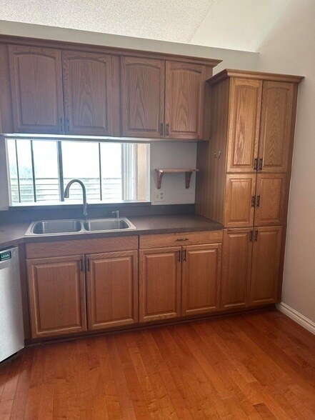 Building Photo - 21 Via de Casas Sur Via