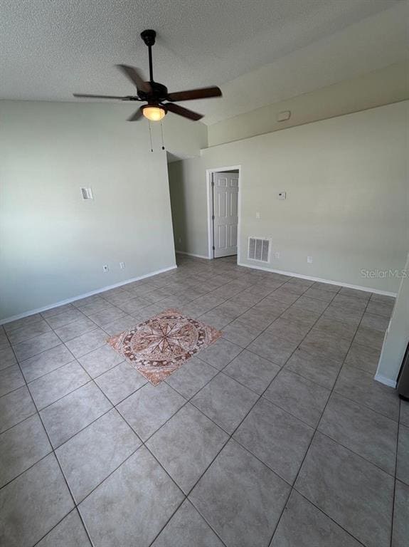 Building Photo - 13875 Glasser Ave