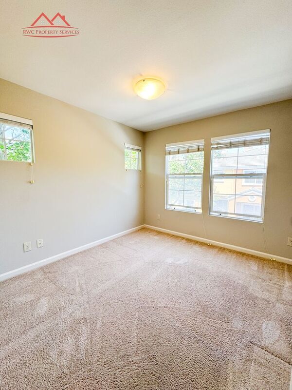 Building Photo - 3634 Fitzsimmons Common