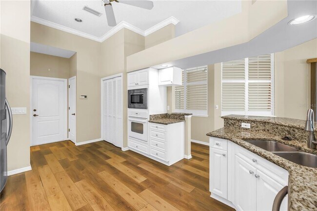 Building Photo - 4148 Hearthstone Dr