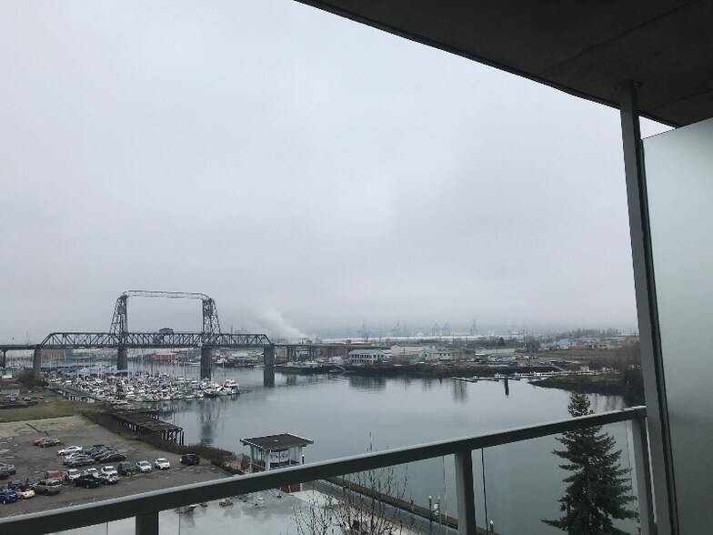 Building Photo - 1515 Dock St