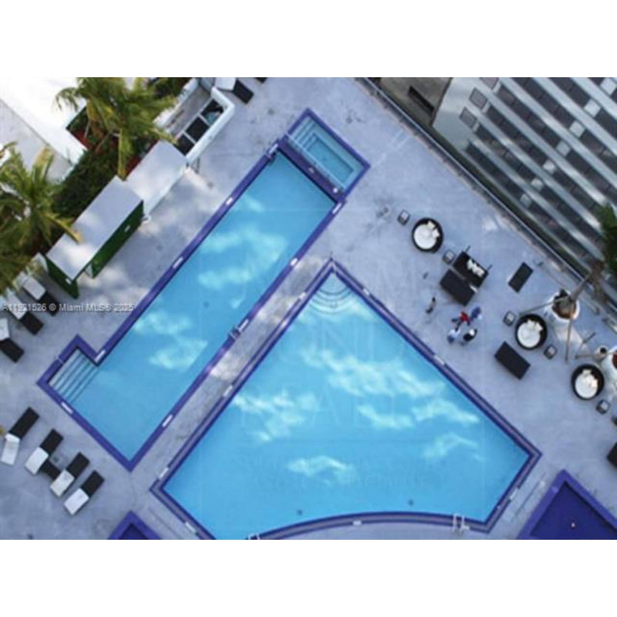 Building Photo - 90 SW 3rd St