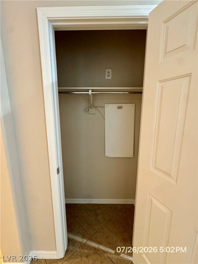 Building Photo - 6854 N Inca Jay Ct