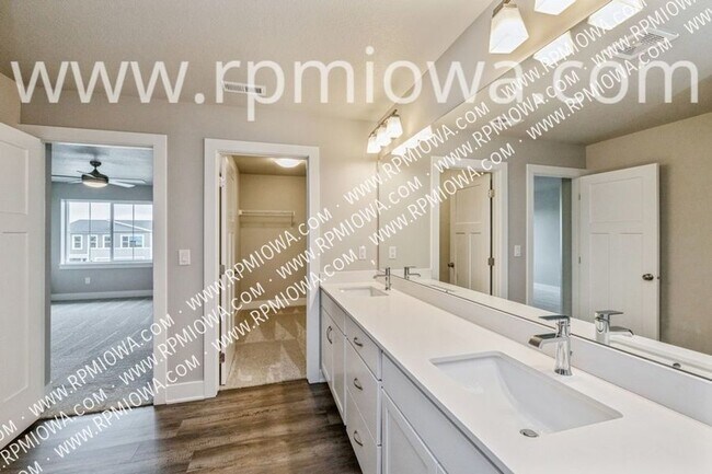 Building Photo - RENT SPECIAL!! 4 Bedroom, 2.5 Bathroom Hom...