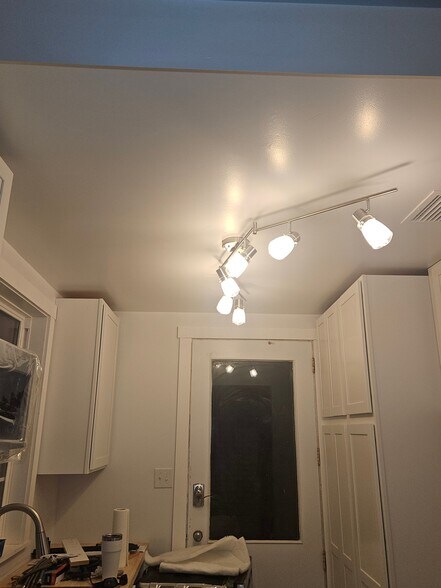 Building Photo - 2608 Horseshoe Dr