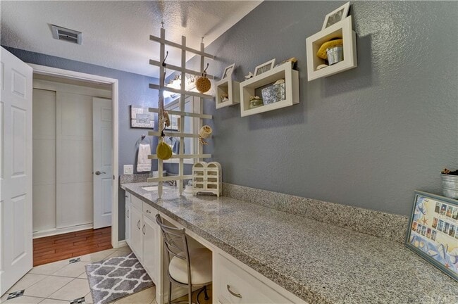 Building Photo - 508 Avenida Sevilla