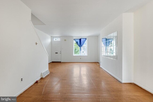 Building Photo - 3306 Haverford Ave