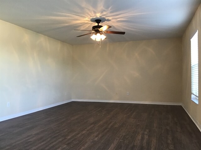 Building Photo - 357 Sky Valley St