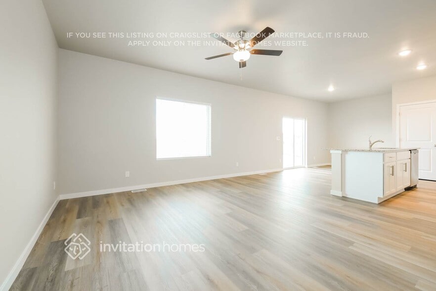 Building Photo - 7220 Dolores Ave