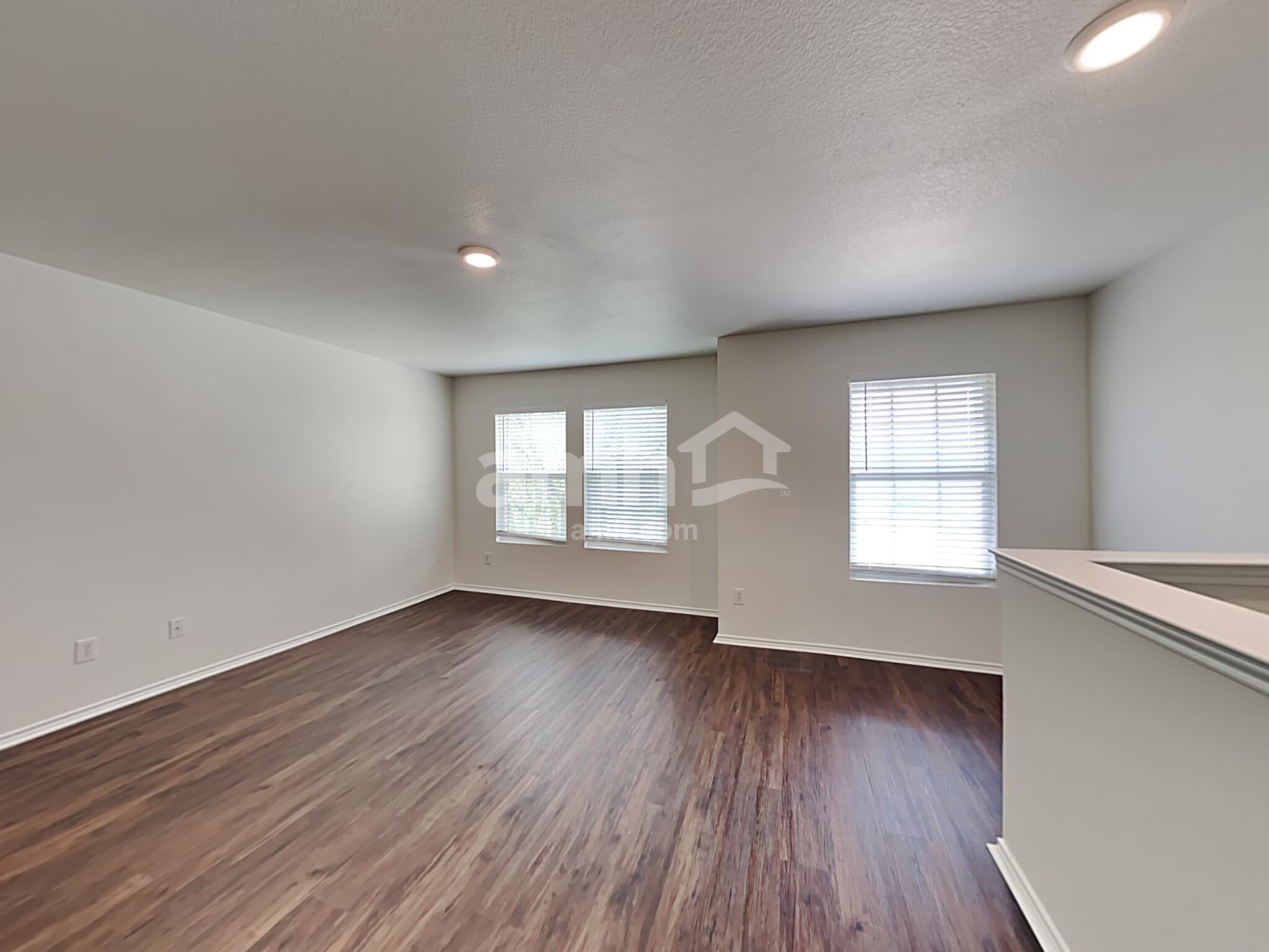 Building Photo - 8307 River Bluffs Dr