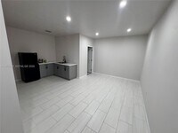 Building Photo - 11711 SW 107th Ct