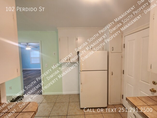 Building Photo - 102 Perdido St