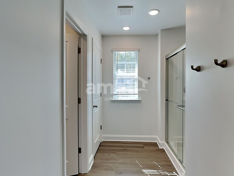 Building Photo - 3506 Jefferson Cor Ln