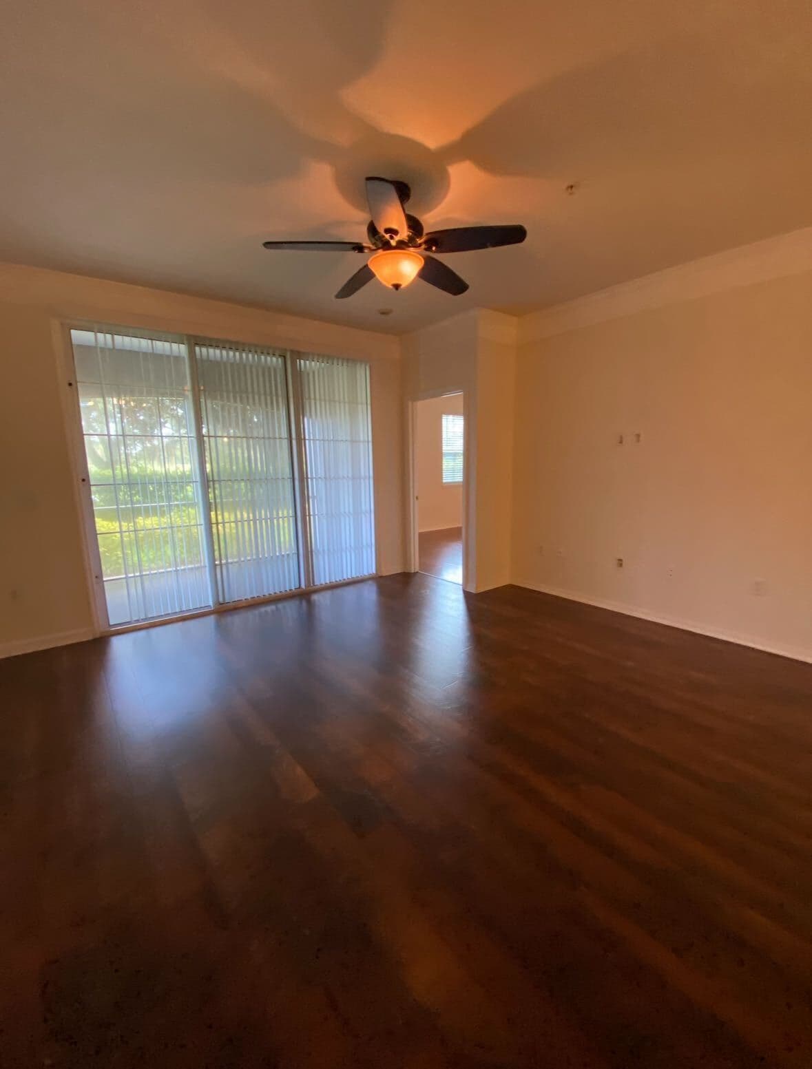 Living room - 6685 Queens Borough Ave